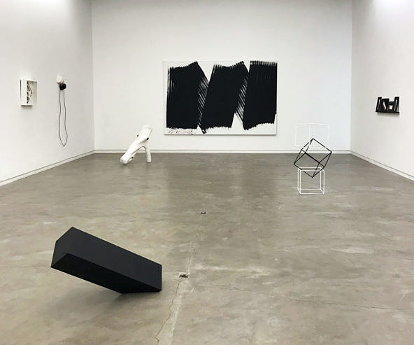 Exhibition — Projeto em preto e branco