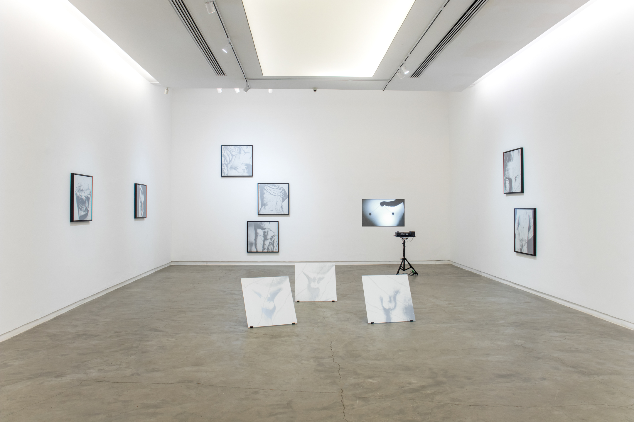 Depois do Monumento | Vista da exposição I, 2026